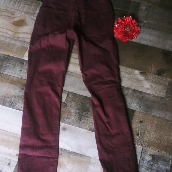 NWT Fashion Nova Distressed Jeans US 3 - Picture 7 of 11